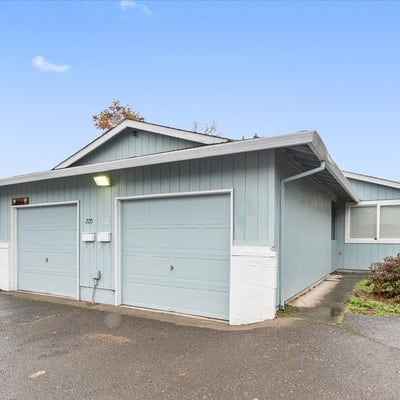 220/222 SE 3rd Ave, Canby, OR