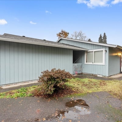 220/222 SE 3rd Ave, Canby, OR
