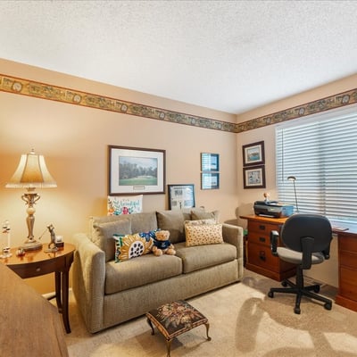 15930 SW Greens Way, Portland, OR