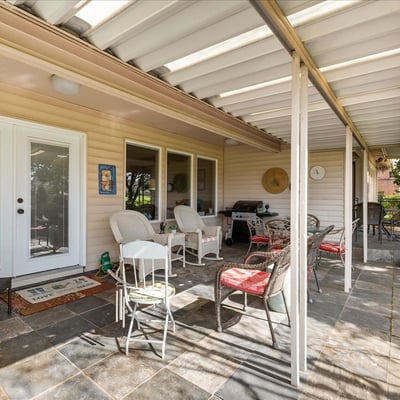 15930 SW Greens Way, Portland, OR