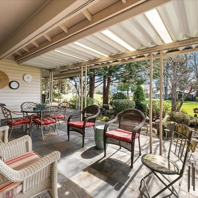 15930 SW Greens Way, Portland, OR