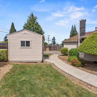 12402 Cominger Dr, Oregon City, OR