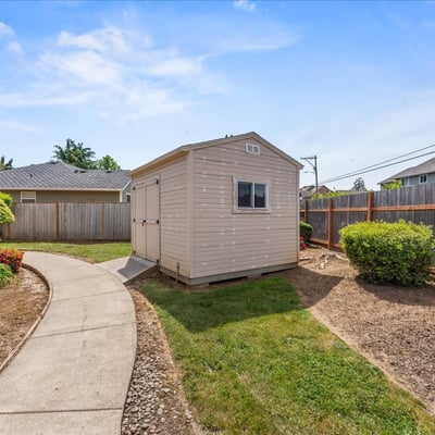 12402 Cominger Dr, Oregon City, OR