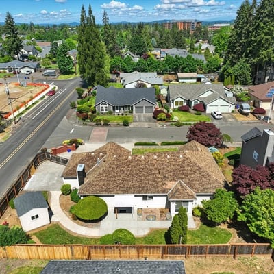 12402 Cominger Dr, Oregon City, OR