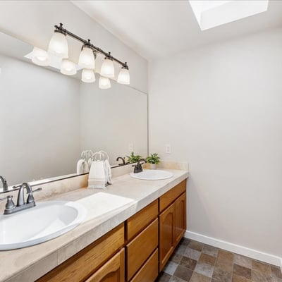 17254 SW 128th Ave, Portland, OR