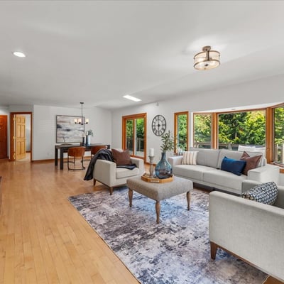 9150 SW Salmon St, Portland, OR