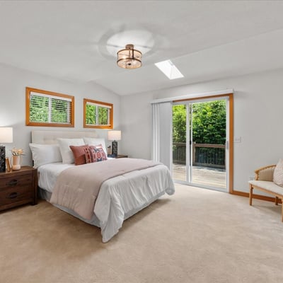 9150 SW Salmon St, Portland, OR