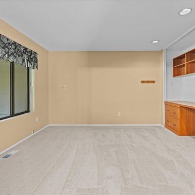 15920 SW Greens Way, Tigard, OR