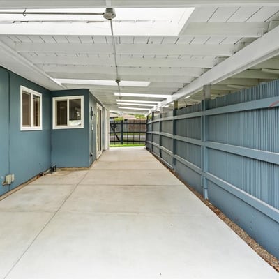 10860 NE Oregon Street, Portland, OR