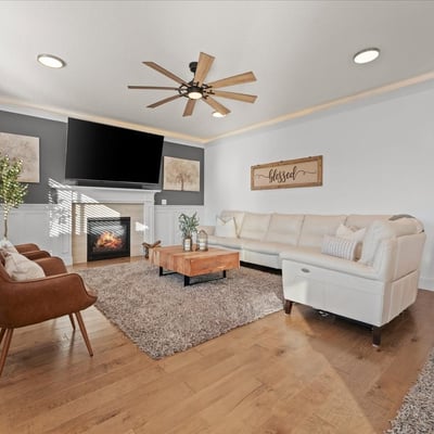 13920 S Lucia Lane, Mulino, OR