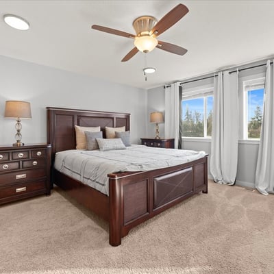13920 S Lucia Lane, Mulino, OR