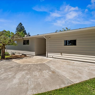 10100 SE Walnut Drive, Happy Valley, OR