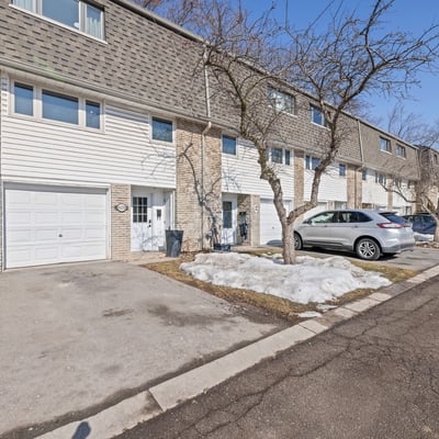 1270 Gainsborough Dr, 9, Oakville, ON