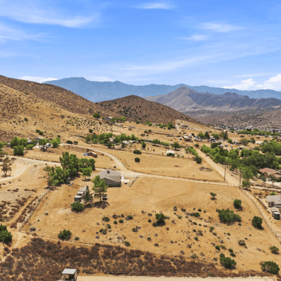 4545 Fairlane St, Acton, CA