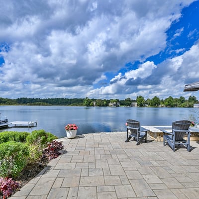 15 Bates Grove Rd, Webster, MA