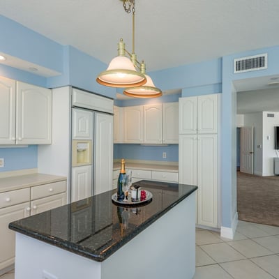 1180 gulf blvd, 1902, Clearwater, FL