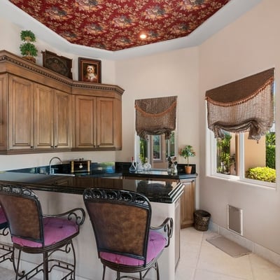9717 Winter Palace Dr, Las Vegas, NV