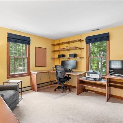 4 Lawson Farm Road, Londonderry, NH