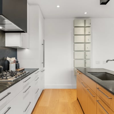 1 strathgowan avenue, Suite 710, Toronto, ON