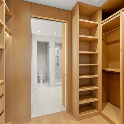 1 strathgowan avenue, Suite 710, Toronto, ON