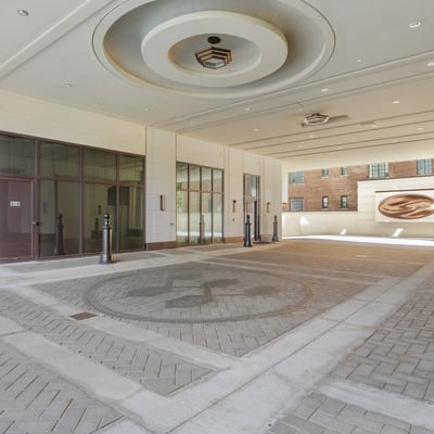 1 strathgowan avenue, Suite 710, Toronto, ON