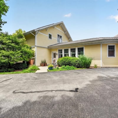 726 Somonauk St, Sycamore, IL