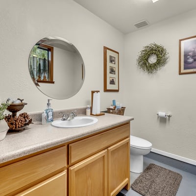 17325 Nicklaus Court, Weed, CA