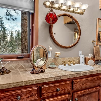 17325 Nicklaus Court, Weed, CA
