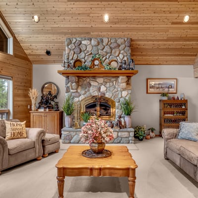 17325 Nicklaus Court, Weed, CA