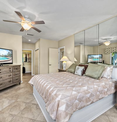 1320 Moonmist Dr Unit B11, Sarasota, FL