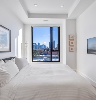 1 Strathgowan Ave suite 710, Toronto, ON