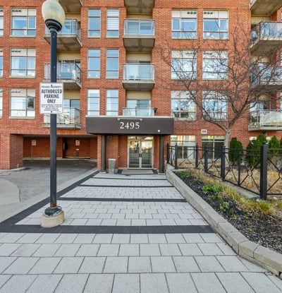 2495 Dundas St W #305, Toronto, ON