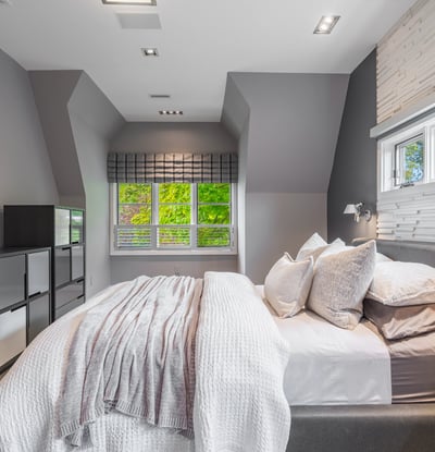24 Glenview Ave, Toronto, ON
