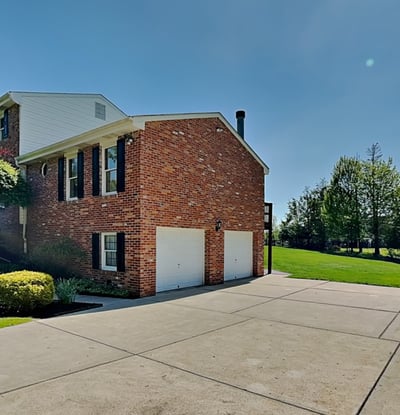 4216 Clendenning Road, Gibsonia, PA