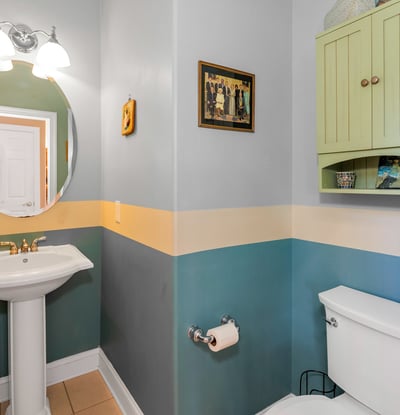 Convenient 1st floor powder room.