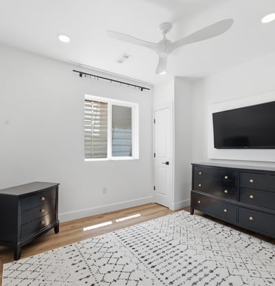 2080 Harmony Park Dr, Denver, CO