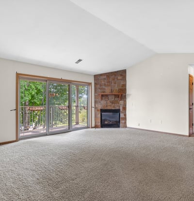 961 Spring Ct, West Bend, WI
