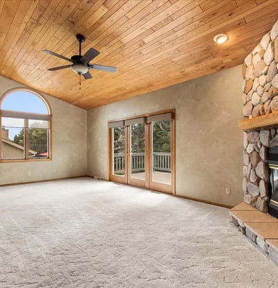 1222 Hidden Fields Dr, West Bend, WI