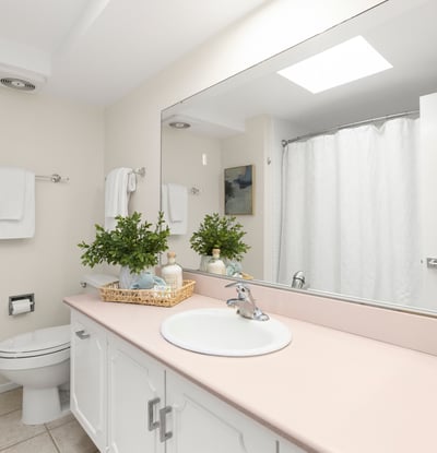 2505 E OshKosh Avenue, Anaheim, CA