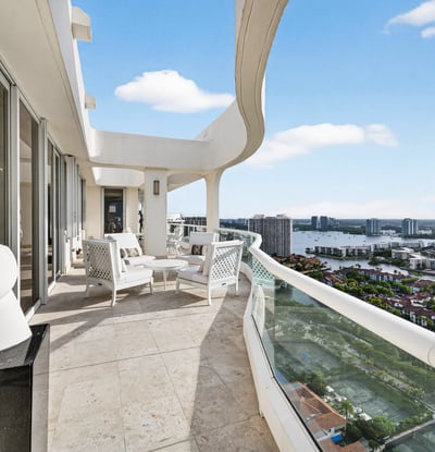 7000 Island Blvd PH-02, Aventura, FL