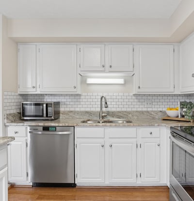 6033 Hydrangea Dr, Alexandria, VA