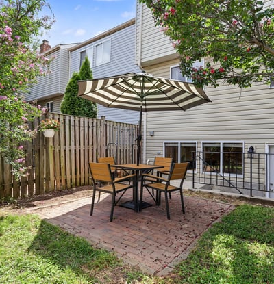 6033 Hydrangea Dr, Alexandria, VA