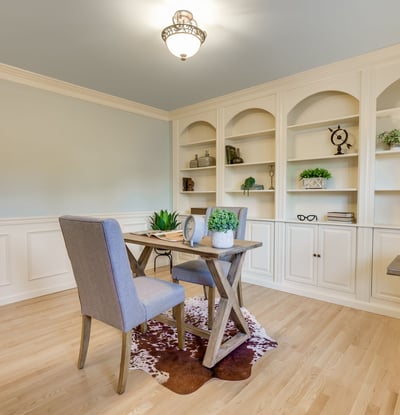 9025 NW Ash St., Portland, OR