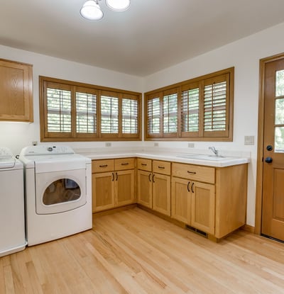 9025 NW Ash St., Portland, OR