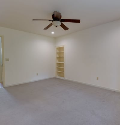 9025 NW Ash St., Portland, OR