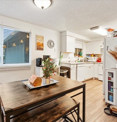 220/222 SE 3rd Ave, Canby, OR