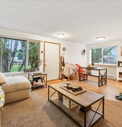 220/222 SE 3rd Ave, Canby, OR