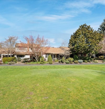 15930 SW Greens Way, Portland, OR