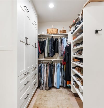 Primary Ensuite Walk-In Closet