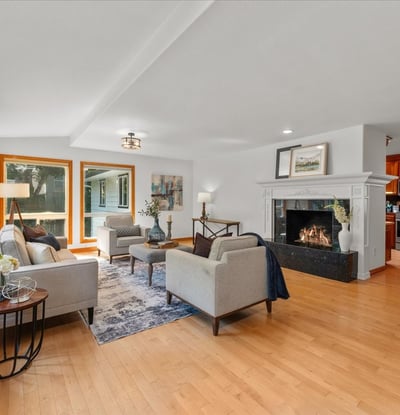 9150 SW Salmon St, Portland, OR